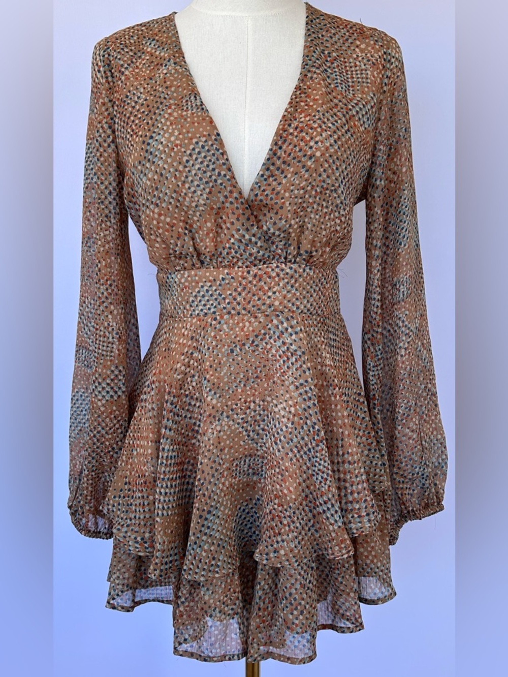 ILLA ILLA Women’s Romper Surplice Neckline Tiered‎ Below Waist Size Small